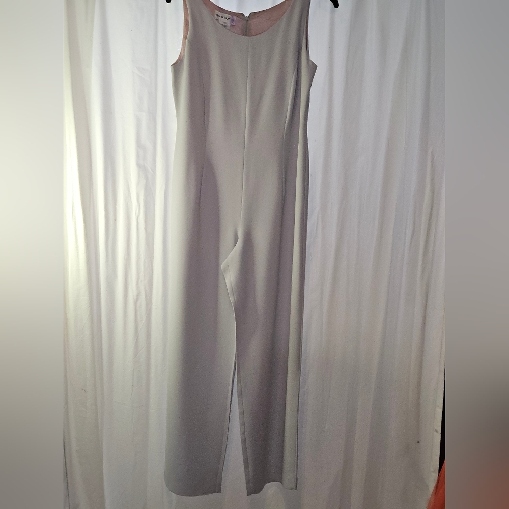 Rena Rowan Gray With Pink Lining Sleeveless Jumpsuit (Dry-Cleaned)